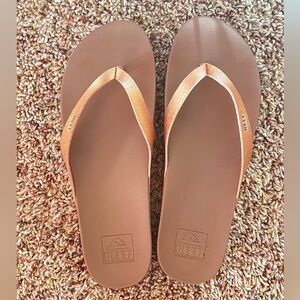 Reef flip flops—Size 8